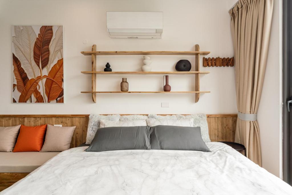 Homestay CHẤT- Train Street,Self check – Hanoi